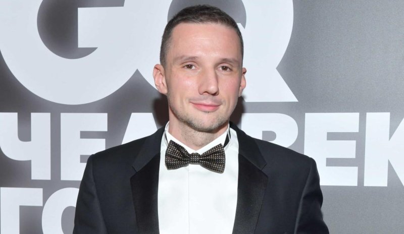 Ресторатор Антон Пинский: "Сейчас уже не проходят фокусы, когда можно продавать невкусную, но красиво украшенную еду дорого" - «Кулинарные рецепты» Ресторатор Антон Пинский: "Сейчас уже не проходят фокусы, когда можно продавать невкусную, но красиво украшенную еду дорого" - «Кулинарные рецепты»