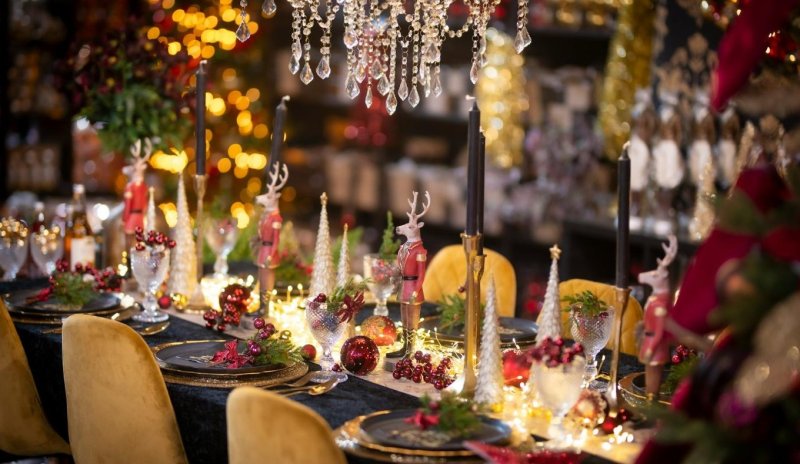 Как стильно сервировать новогодний стол: актуальные идеи и цветовые решения - «Кулинарные рецепты» Как стильно сервировать новогодний стол: актуальные идеи и цветовые решения - «Кулинарные рецепты»