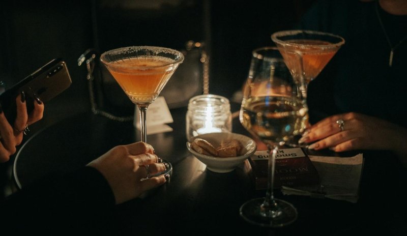 Как пить меньше алкоголя: 6 работающих способов без запретов - «Кулинарные рецепты» Как пить меньше алкоголя: 6 работающих способов без запретов - «Кулинарные рецепты»